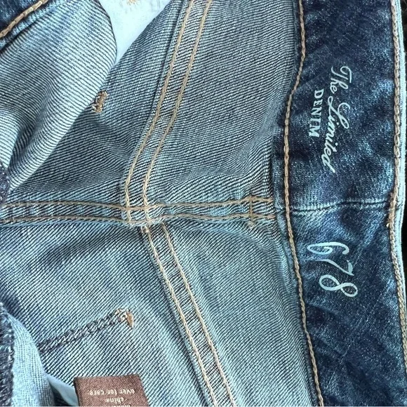 The Limited Cuffed Jean Short - Picture 3 of 5